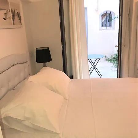 Daire Appart Parisien Prive Authentique Cosy Rue Saint-charles 75015 Proche Tour Eiffel