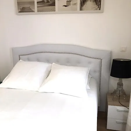 Appart Parisien Prive Authentique Cosy Rue Saint-charles 75015 Proche Tour Eiffel Daire *